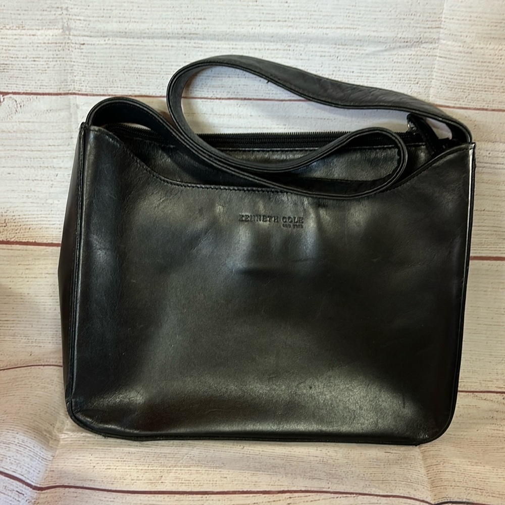 Kenneth Cole black purse.